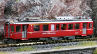 BEMO 1265 141 - RhB ABe 4/4 501 Elektrotriebwagen 1./2. Klasse, rot