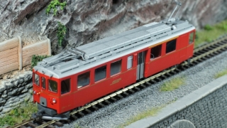 BEMO 1366 117 - RhB ABe 4/4 II 47 Elektrotriebwagen Berninabahn  1./2. Klasse, rot DIGITAL - LIMITIERTE AUFLAGE