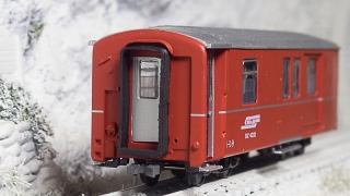 D+R 20032 - RhB DZ 4232 Post- und Gepäckwagen 4-achsig, rot