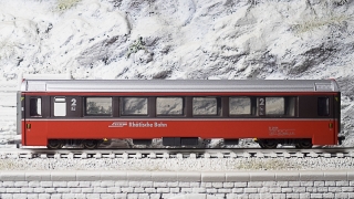 D+R 22494 - RhB B 2494 Personenwagen EW IV verkürzt 4-achsig 2. Klasse, rot/dunkelgrau - Berninabahn