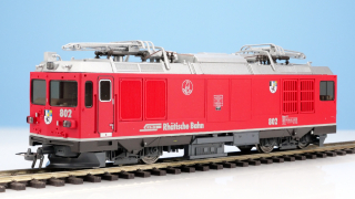 BEMO 1267 122 - RhB Gem 4/4 802 "Murmeltier" Zweikraftlokomotive, rot - modernisiert