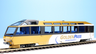 BEMO 3297 317 - MOB Ast 117 Panorama-Steuerwagen 4-achsig 1. Klasse, gold/weiss/dunkelblau "GoldenPass Panoramic"