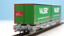BEMO 2291 175 - RhB R-w 8385 ACTS-Tragwagen mit Klapprungen 4-achsig, grau - Beladung Container "VALSER"