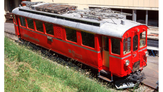 BEMO 1368 156 - RhB ABe 4/4 I 36 Elektrotriebwagen Berninabahn 1./2. Klasse, rot - DIGITAL