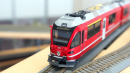 BEMO 7244 117 - RhB ABe 8/12 3507 "Benedetg Fontana" Zweispannungs-Elektrotriebzug ZTZ "Allegra" 1./2. Klasse, rot
