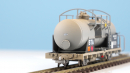 BEMO 2296 328 - MOB Uhk P 900 Kesselwagen 2-achsig, leichte Rostverwitterung