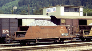 BEMO 9453 118 0m - RhB Fd 8658 Selbstentladewagen 2-achsig, braun